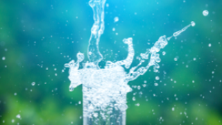 水道水からクリーンエネルギー水素を そして明かりを灯そう