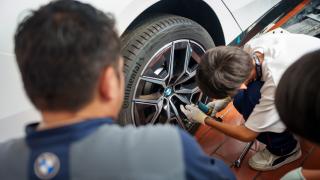 中学生の職場体験（Nicole BMW）