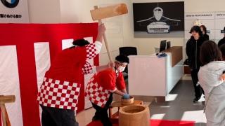 Nicole BMW/Nicole MINIで餅つきイベント