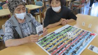 高齢者の為のリハビリテーション用玩具の企画開発